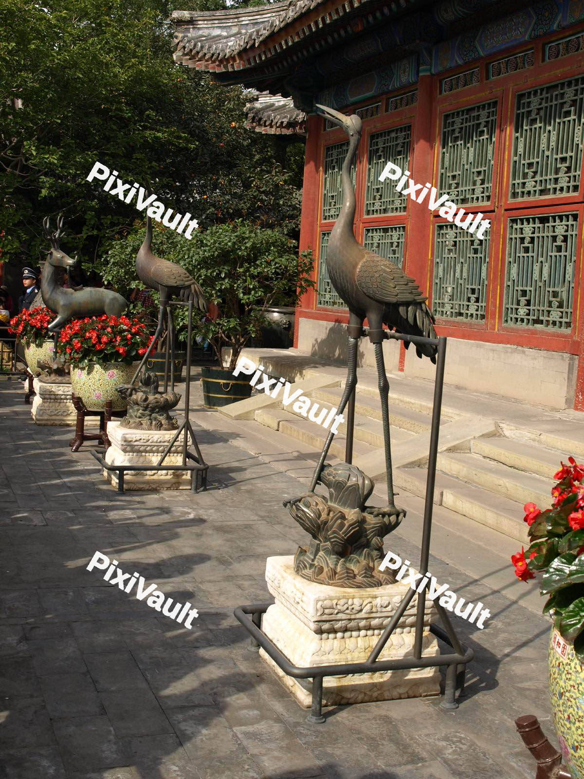 Crane Statue